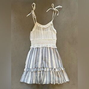 Size S/XS May Berries blue and white mini beachy dress